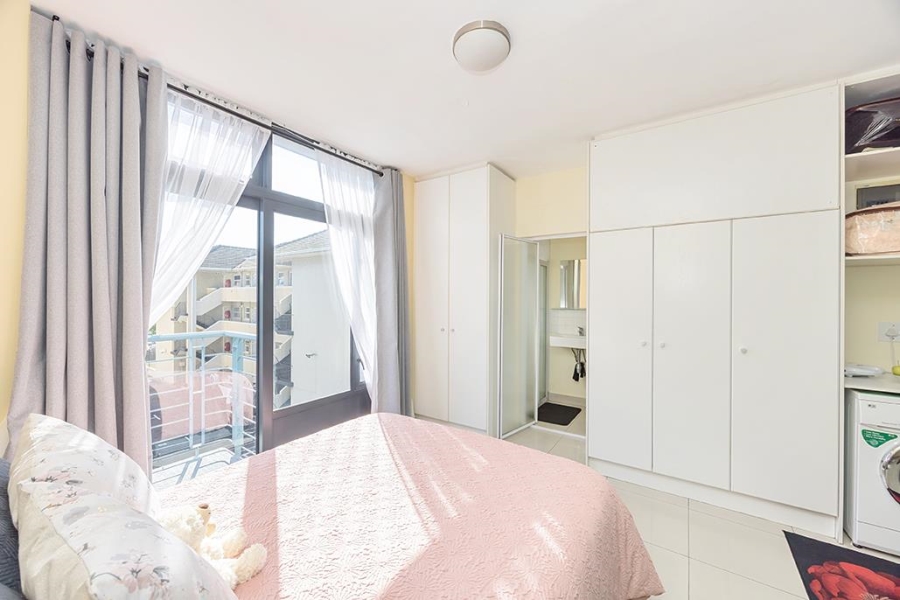 1 Bedroom Property for Sale in Observatory Western Cape